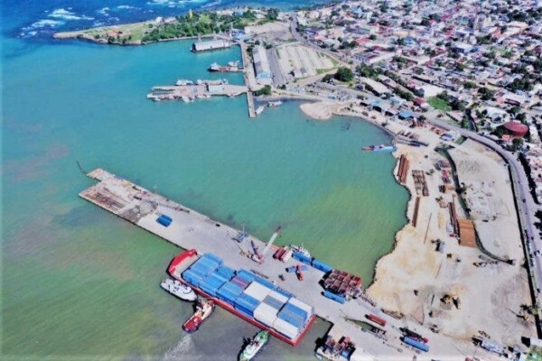 Procuraduría de Medio Ambiente suspende dragado en bahía de Puerto Plata donde se construye terminal Taíno Bay