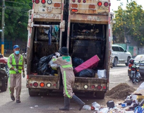 ASDE asume control directo de recogida de basura en Los Mina, Cancino, Los Tres Brazos y otros sectores
